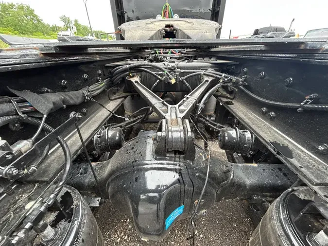 2025 Kenworth W9908b19d454821cc33adccee4017e6dd547