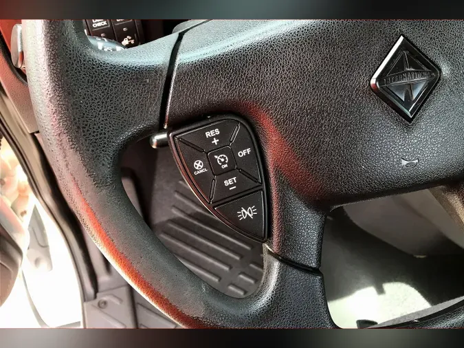 2021 INT LT625 6x4