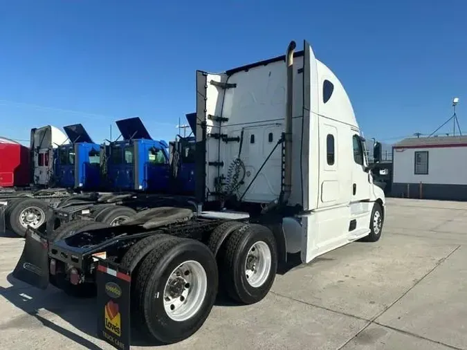 2021 Freightliner Cascadia8b20f54c23eb0244545a2abfaf7fe9d6