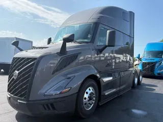 2026 VOLVO TRUCK VNL64TV04