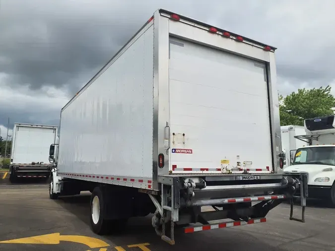 2019 FREIGHTLINER M2 106