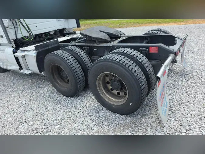 2018 Volvo VNL300