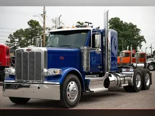 2025 PETERBILT 589