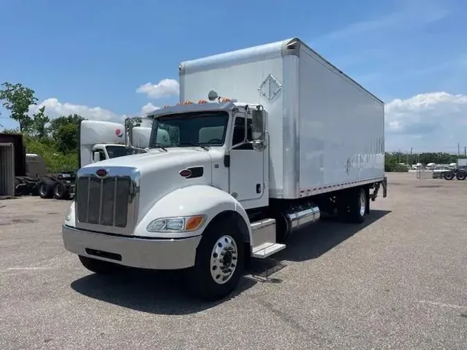 2020 Peterbilt 337