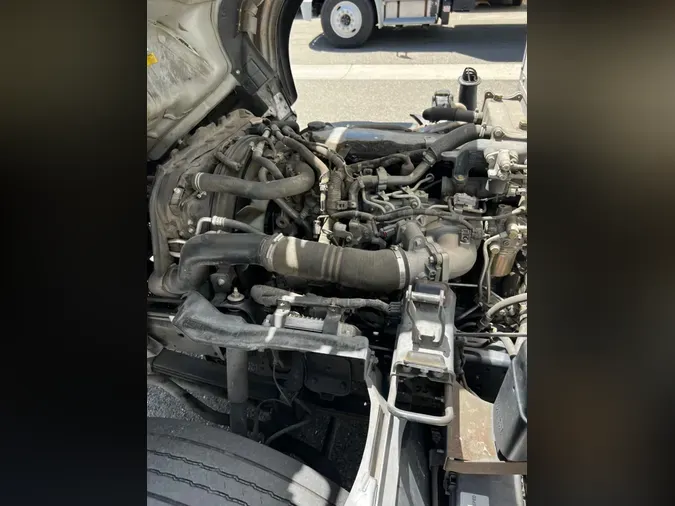 2019 ISUZU NQR