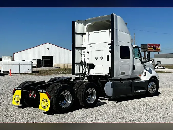 2022 INT LT625 6x4