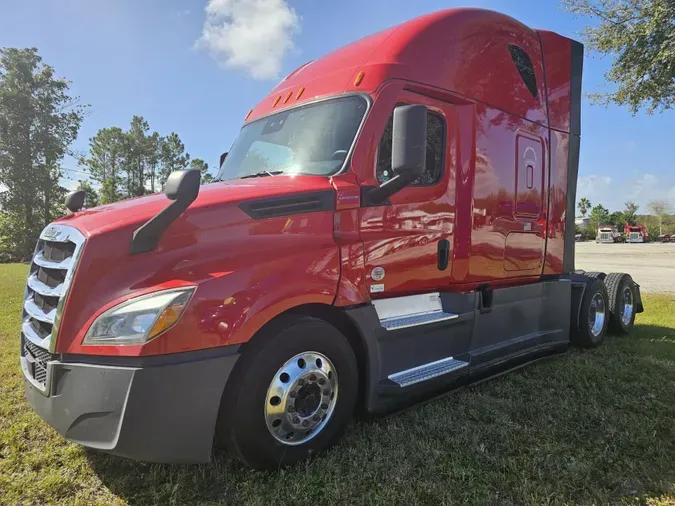 2021 Freightliner Cascadia