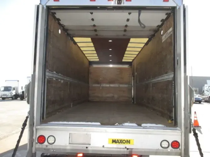 2015 FREIGHTLINER/MERCEDES M2 106