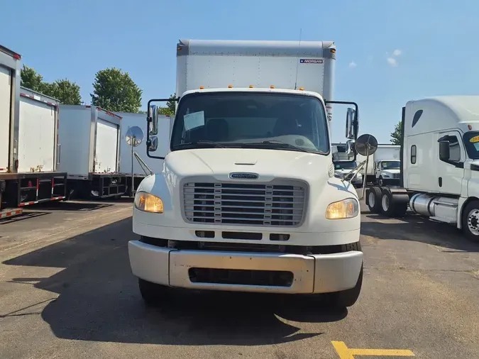 2018 FREIGHTLINER M2 106