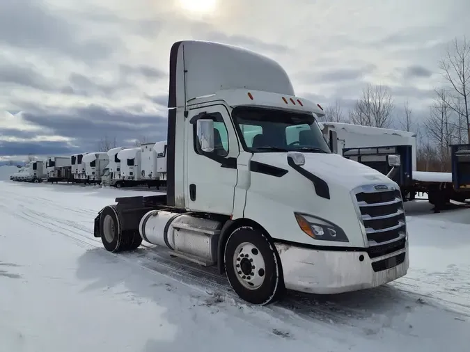 2019 FREIGHTLINER/MERCEDES NEW CASCADIA 1168b2ebaa3f7608e13977158ab7ec597b9