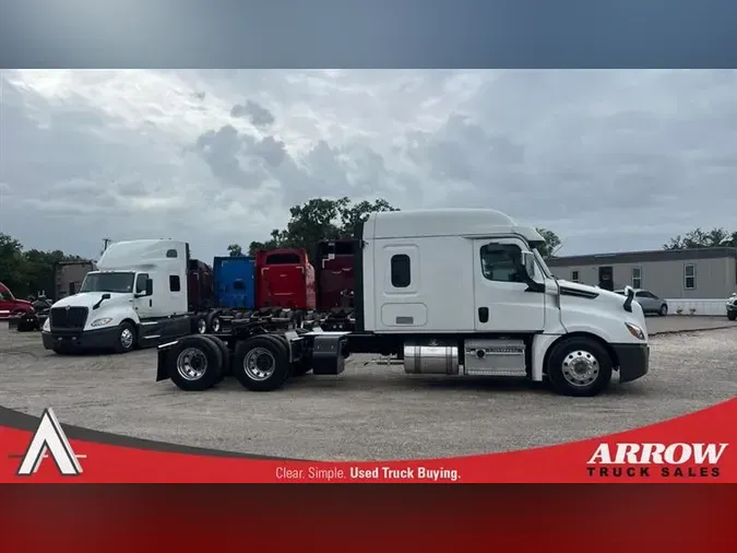 2019 FREIGHTLINER CA126