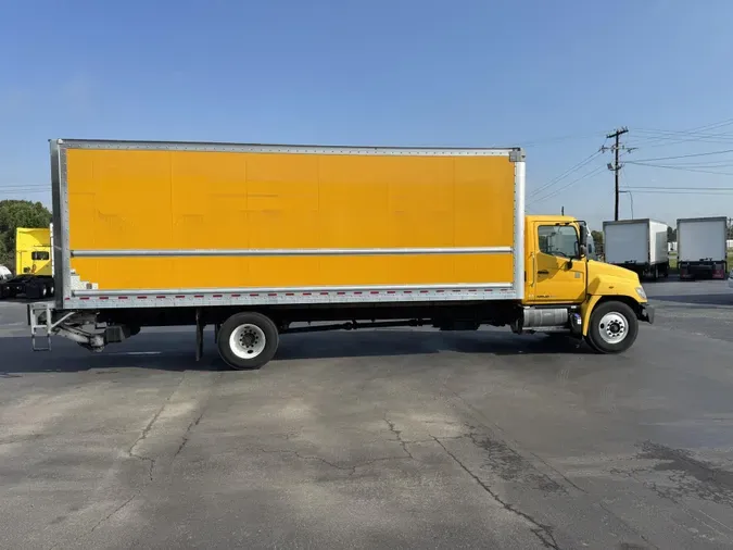 2020 Hino 338