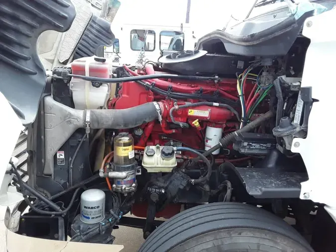 2016 FREIGHTLINER/MERCEDES CASCADIA 125