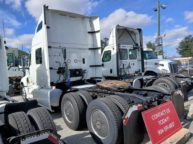 2020 NAVISTAR INTERNATIONAL LT625 SLPR CAB