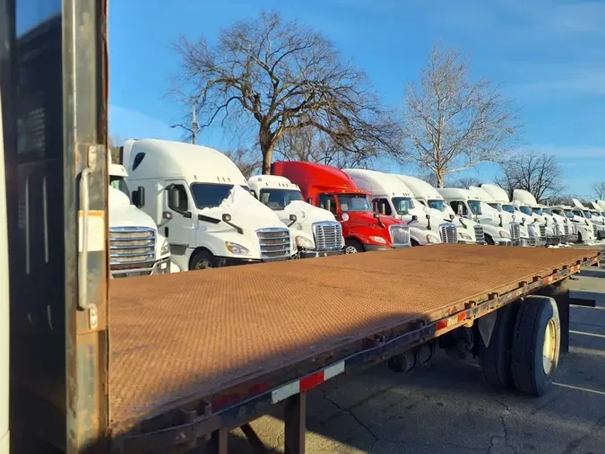 2018 FREIGHTLINER/MERCEDES M2 1068b3a1fe9d337b88b4dae0db5e171691e