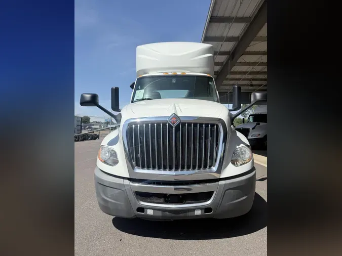 2020 International LT625