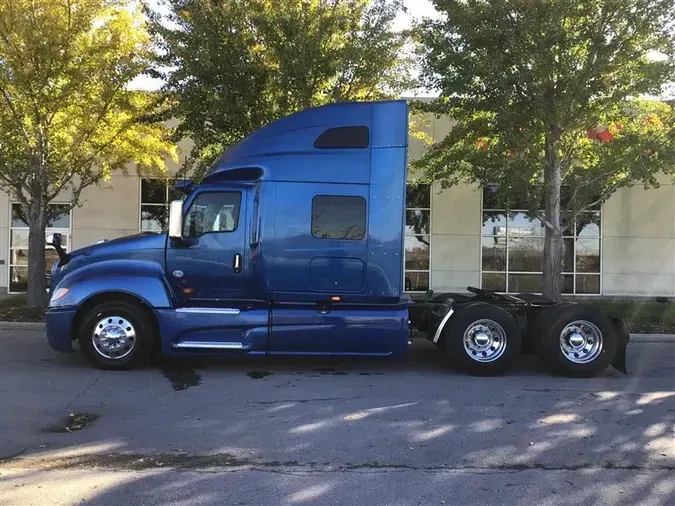 2019 INTERNATIONAL LT