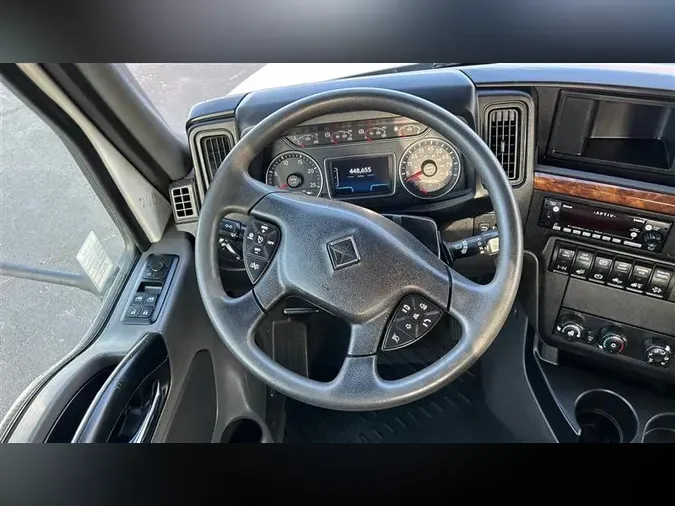 2020 INTERNATIONAL RH613