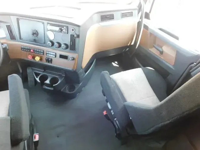 2020 Freightliner New Cascadia 126