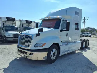 2019 NAVISTAR INTERNATIONAL LT625 SLPR CAB