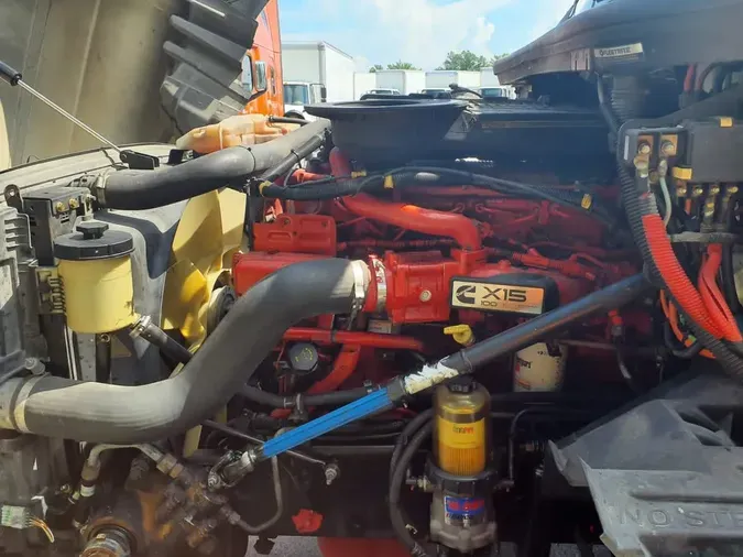 2020 NAVISTAR INTERNATIONAL LT625 DAYCAB T/A