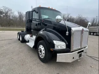 2019 Kenworth T880