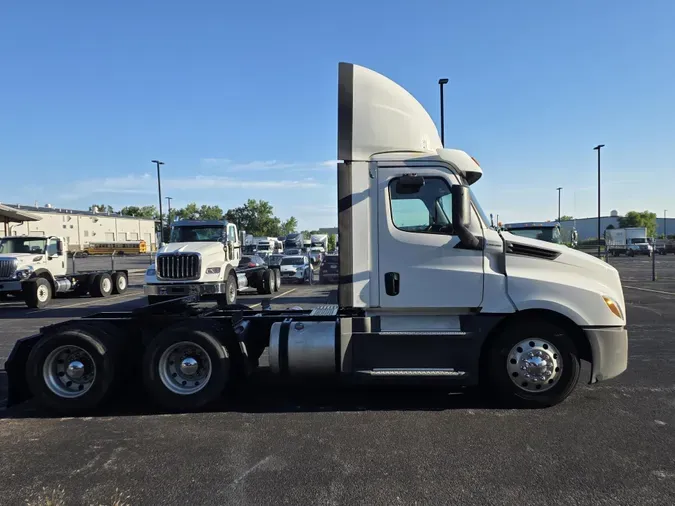 2020 Freightliner Cascadia