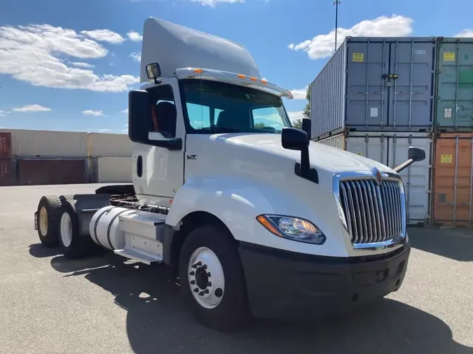 2019 NAVISTAR INTERNATIONAL LT625 DAYCAB T/A8b50f37408a4760dcc39e33946f5b8cd