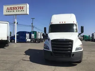 2021 FREIGHTLINER CA126