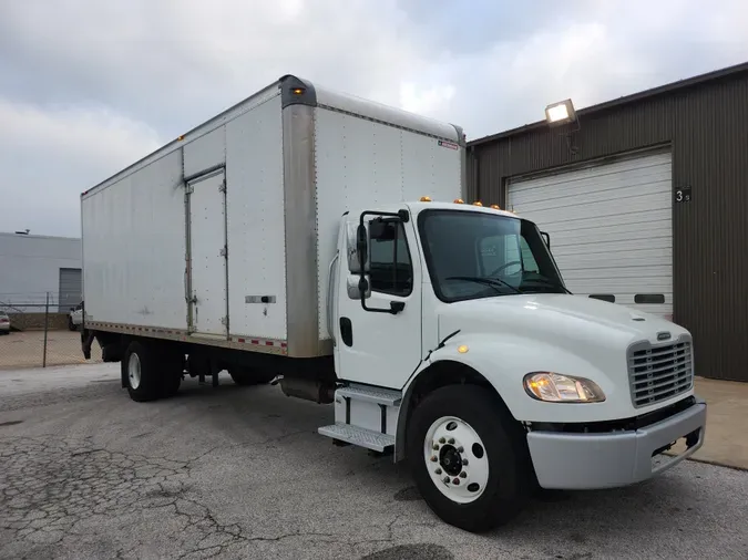 2018 FREIGHTLINER/MERCEDES M2 106