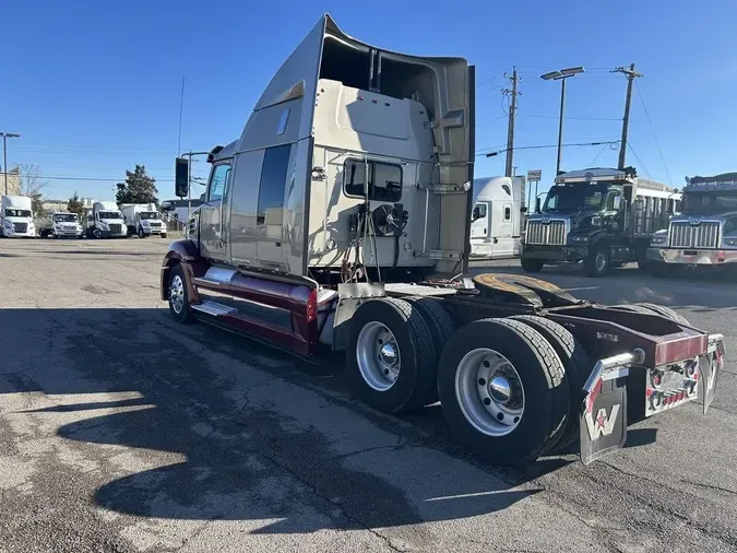 2018 Western Star 5700 XE Sleeper