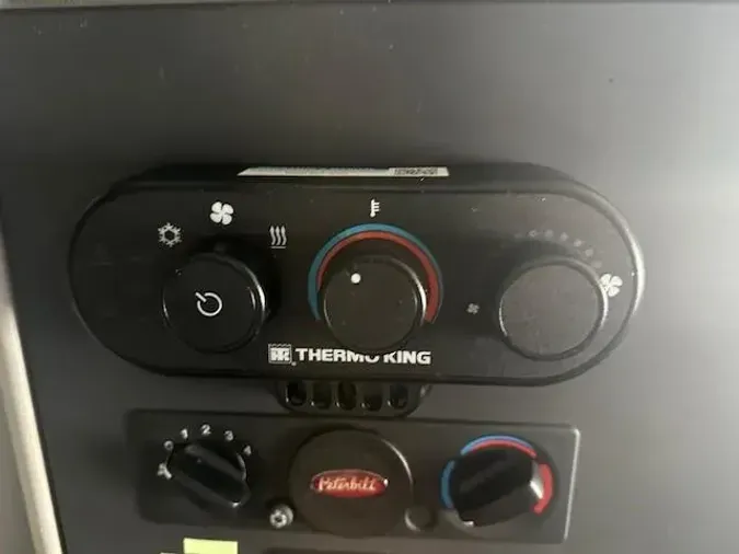 2022 Peterbilt 579