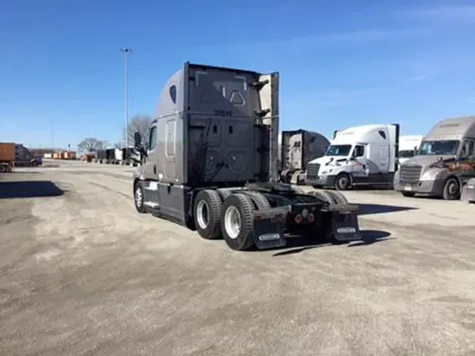 2023 Freightliner Cascadia