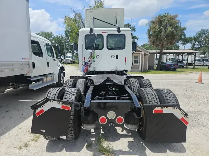 2019 FREIGHTLINER CASCADIA 125