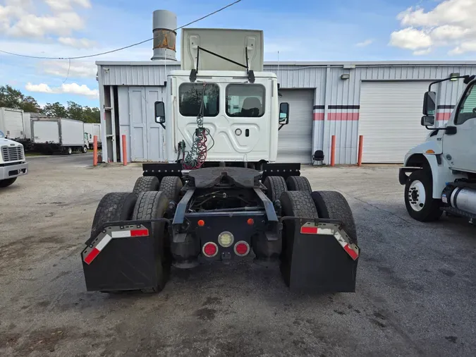 2018 FREIGHTLINER/MERCEDES CASCADIA 125