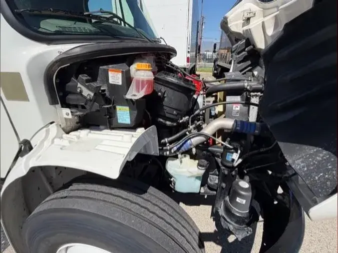 2020 Freightliner Business Class M2 1068b623e5b5749c9e70bb39e9eab3ee99d