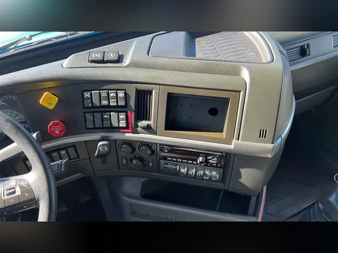 2019 VOLVO VNL8608b65a91bac02c1e8282bc9c5cd1df26d