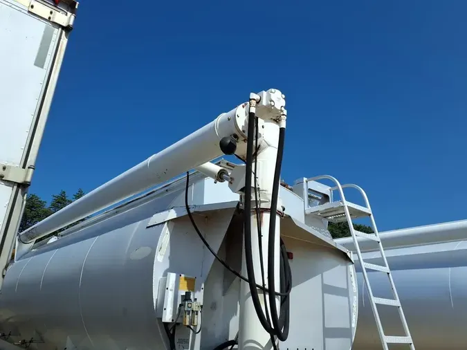 2012 LEDWELL BODY CO 42/102/162 TANKER