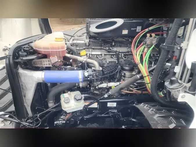 2023 FREIGHTLINER CA126