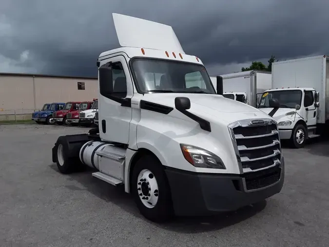 2020 FREIGHTLINER/MERCEDES NEW CASCADIA 1268b7188cc2eb067ac59c682049eefad4a