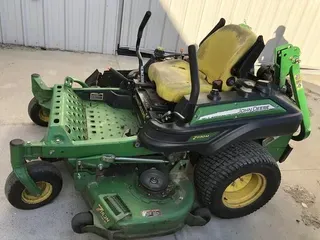 2016 John Deere Z930M