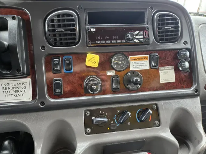 2020 Freightliner Business Class M2 106