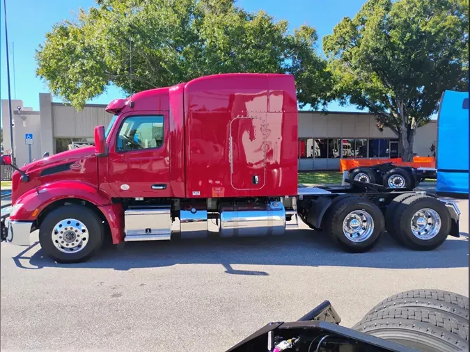 2022 Peterbilt 579