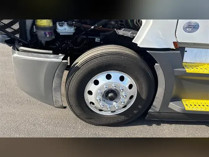 2022 FREIGHTLINER CA126