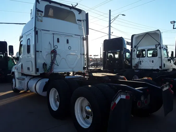 2018 FREIGHTLINER/MERCEDES CASCADIA 125