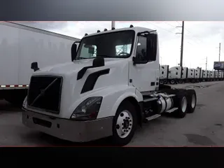 2016 Volvo VNL64TRACTOR