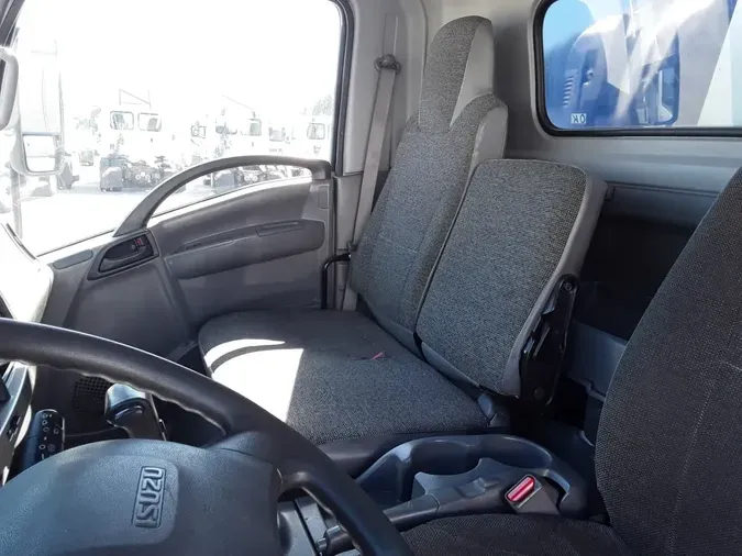 2018 ISUZU NRR