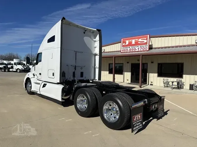 2022 KENWORTH T680