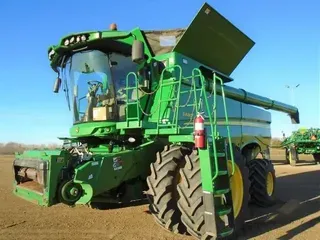 2015 John Deere S680