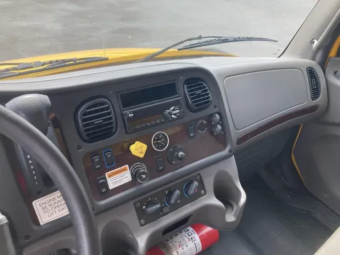 2020 Freightliner Business Class M2 106